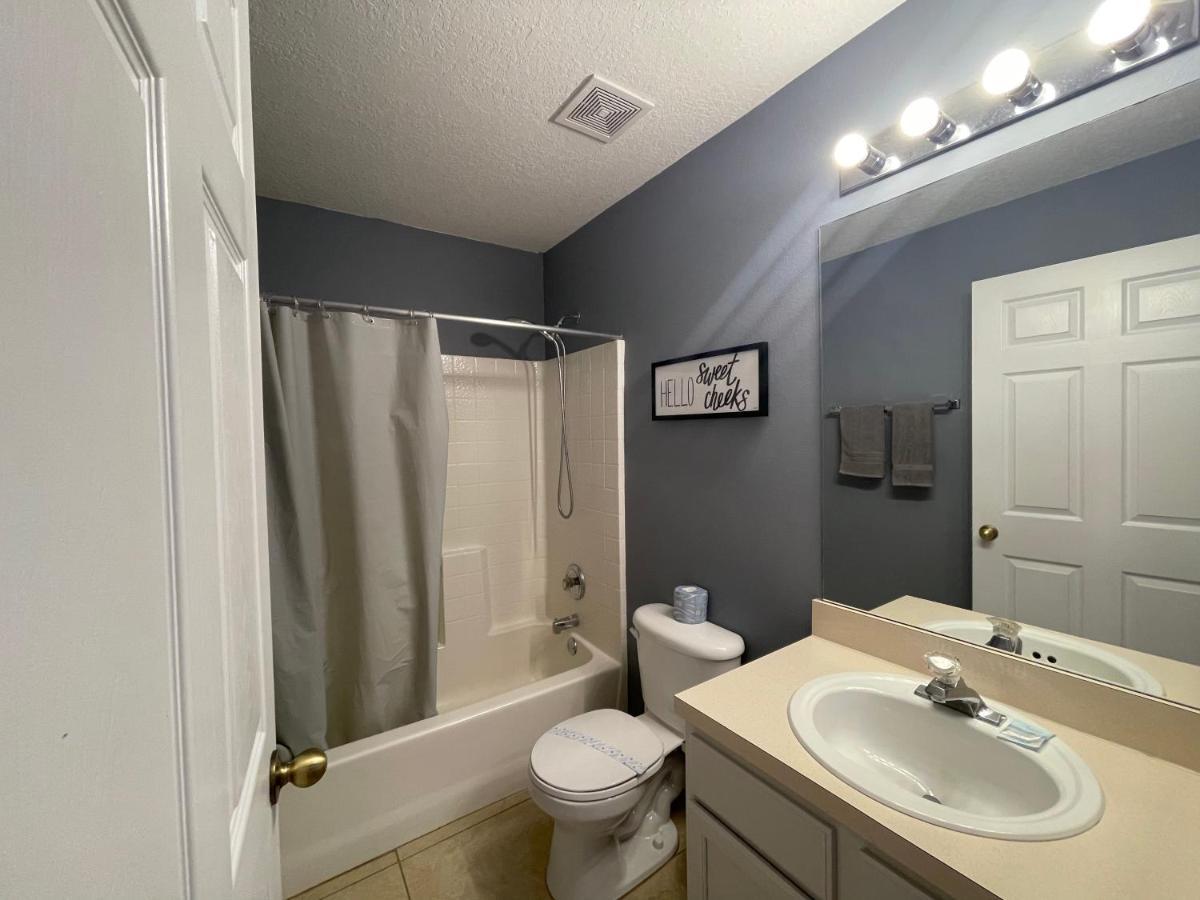3 Bedroom Villa With Poolside Cinema And Games Room Close To Theme Parks Sleeps 6 Plus 2 Orlando Exterior foto
